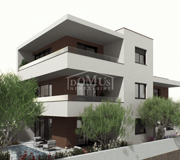 Vodice, 1-soban apartman ukupne korisne površine 58,17m2, mirna lokacija - cover