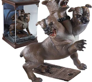 Harry Potter Magical Creatures Fluffy figura 13cm - cover