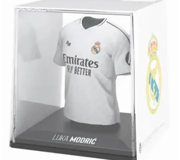 Real Madrid Luka Modrić mini dres replika - Zaprešić