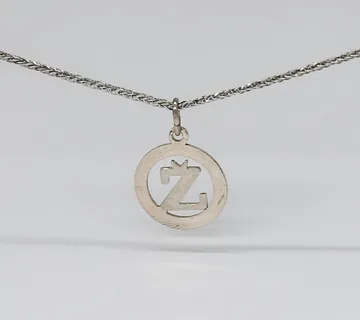 Srebrni privjesak Haven - cover