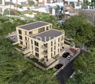 RIJEKA, KRIMEJA - Intimni 3S+DB, 100m2 okućnice, pogledom, dva garažna i jednim vanjskim parkirnim mjestom