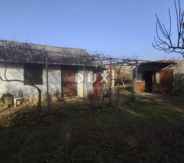ISTRA, BANJOLE Vikendica s prostranim maslinikom - Pomer, Medulin