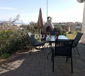OTOK KRK, GRAD KRK - Apartman u prizemlju s pogledom na more