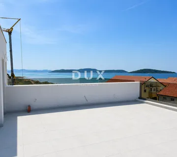VODICE, SRIMA – Penthouse s liftom, krovna terasa 109 m², 70m od plaže - Srima, Vodice