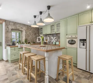 Kvarner, Grobnik, Autohtona kamena kuća, 170 m2, pogled na more - Grobnik, Čavle