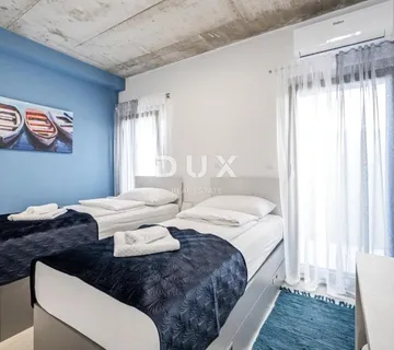 ŠIBENIK, ŽABORIĆ - Moderna luksuzna vila s grijanim bazenom i pogledom na more - Žaborić, Šibenik