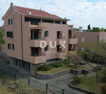 ZADAR, DIKLO – Apartmanska kuća s 10 jedinica i pogledom na more! - Diklo, Zadar