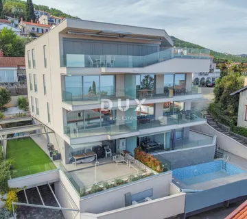OPATIJA, CENTAR - stan u dovršenoj luksuznoj novogradnji s garažom i bazenom