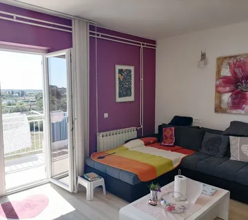 ISTRA, PULA 3S+DB STAN na Busorelu 133 m2