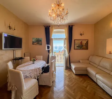OPATIJA, LOVRAN- prekrasna prilika za kupnju povijesnog stana u vili, drugi red do mora, terasa i pogled