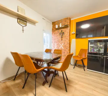 OTOK KRK, GRAD KRK - Šarmantan stan blizu svih sadržaja