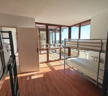 ISTRA, LIŽNJAN - Apartmanska kuća u blizini mora!