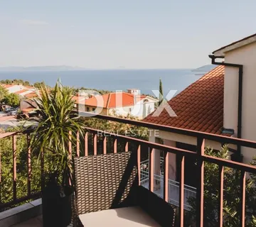ISTRA, RABAC - Stan s pogledom na more u blizini mora - Rabac, Labin