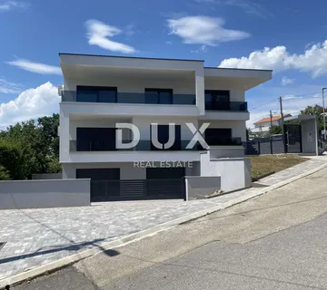 CRIKVENICA - samostojeća kuća na dvije etaže