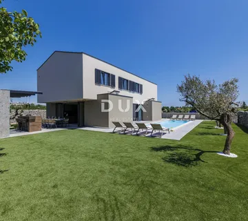 Marčana, Loborika, samostojeća kuća, 242 m², bazen, novogradnja - Loborika, Marčana
