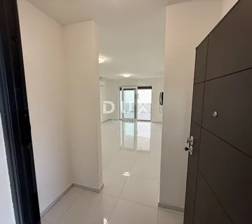 Kvarber, Novi Vinodolski, 3-sobni stan, 65 m2, novogradnja, blizina mora