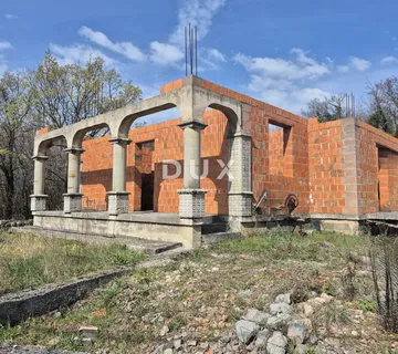 OTOK KRK, ŠILO (okolica) - prodaja samostojeće kuće u izgradnji, snižena cijena - Dobrinj