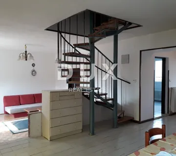 ISTRA, BRTONIGLA - Useljiva katnica, 160 m2