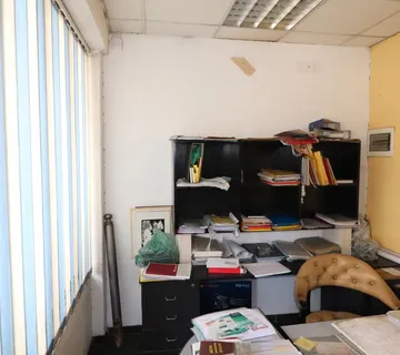Rijeka, Centar - Poslovni prostor s parkirnim mjestom - rijetkost