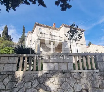 DUBROVNIK, LOPUD - Iznimna etaža dubrovačke vile - Suđurađ, Dubrovnik