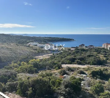 PRIMOŠTEN, DOLAC – Stan s najljepšim pogledom na more!