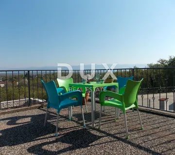 OTOK KRK, NJIVICE - Apartmanska kuća s panoramskim pogledom na more - Njivice, Omišalj