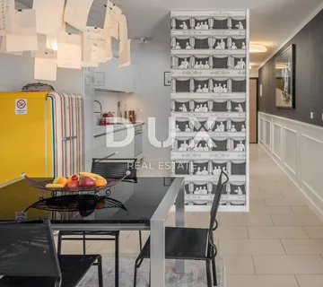 ISTRA, POREČ -Luksuzan stan u centru grada i pogledom na more