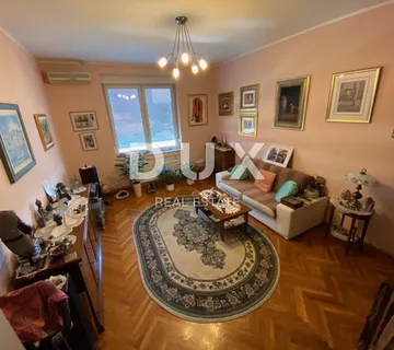 RIJEKA, ŠKURINJE - stan 100 m2 s pogledom na more, 3S + DB, 2 balkona! PRILIKA!