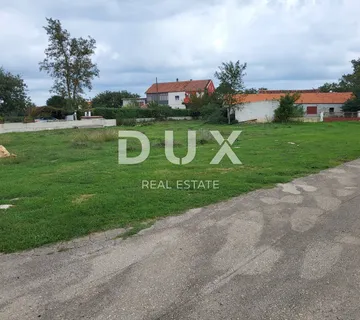BIOGRAD NA MORU, RAŠTANE GORNJE - Građevinsko zemljište od 700 m2 - Gornje Raštane, Sveti Filip i Jakov