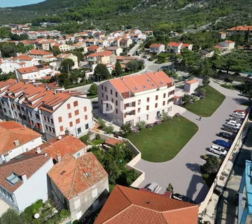 OTOK CRES, GRAD CRES - vrhunska novogradnja na top lokaciji strogi centar 50m od mora