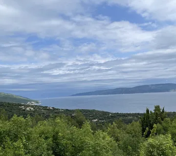 ISTRA, RABAC - Građevinsko zemljište s otvorenim pogledom na more - Rabac, Labin