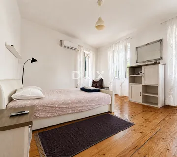ŠIBENIK, CENTAR – Uređen stan 66,80 m², 240 m od mora, investicijski potencijal