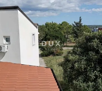 ISTRA, BARBARIGA – Prodaja apartmana nadohvat plaže - Barbariga, Vodnjan