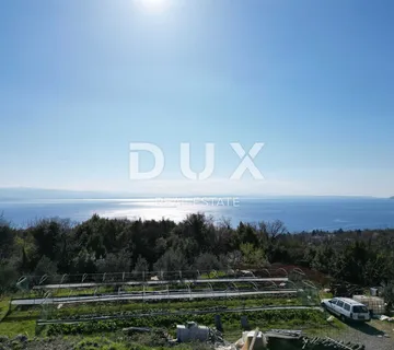 IČIĆI, POLJANE- troetažni stan u izgradnji, 225m2, DB+3S, s panoramskim pogledom na more + okoliš 420m2 - Poljane, Opatija
