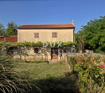ISTRA, LABIN - Kamena kuća s okućnicom