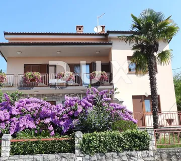 OPATIJA, LOVRAN - dvojna kuća s prekrasnim pogledom na more + okoiliš 500m2