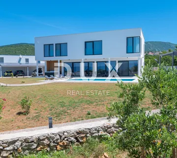 CRIKVENICA RIVIJERA - vrhunska novogradnja s pogledom i bazenom