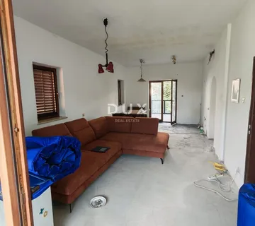 ISTRA, PULA - Kuća na atraktivnoj lokaciji 700m od mora!