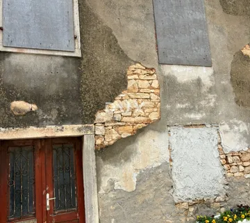 Istra, Galižana, kuća, 40 m2 , za renovaciju - Galižana, Vodnjan
