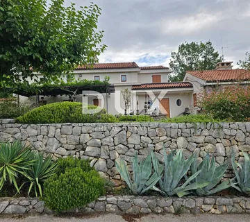 OTOK KRK, POLJICA (okolica) - Luksuzna kamena vila - Poljica, Krk