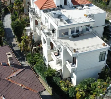 OPATIJA, OPATIJA - Stan 130 m2 u Austrougarskoj vili s parkingom 60 m2