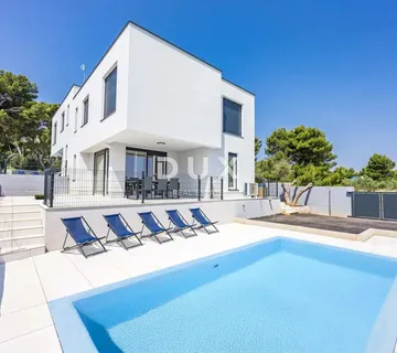 ISTRA, PREMANTURA - Dvojna luksuzna vila, nadomak prirodnih plaža - Premantura, Medulin