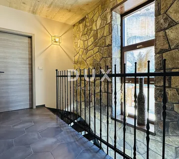 Opatija, Poljane, autohtona kamena vila, 250 m2, panoramski pogled, bazen, dizajnerski uređeno - Poljane, Opatija