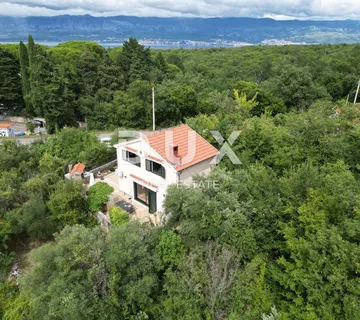 KRK, DOBRINJ - samostojeća kuća 135m2 s pogledom na more + okoliš 150m2