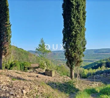 ISTRA, GROŽNJAN - Imanje na osami s panoramskim pogledom