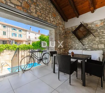 ISTRA, POREČ - Šarmantna kamena kuća s bazenom - Fuškulin, Poreč