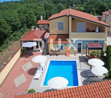 ISTRA, POREČ - Apartmanska kuća sa bazenom