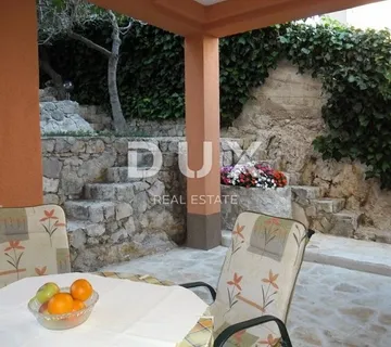 ŠIBENIK, BRODARICA - Tri stana u prizemlju - Brodarica, Šibenik