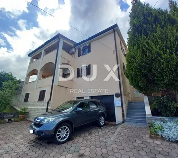 OPATIJA, POLJANE - Prekrasna samostojeća kuća s bazenom, garažom i pogledom na more - Poljane, Opatija
