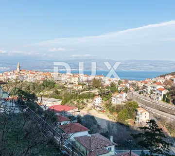 OTOK KRK, VRBNIK - Trosobni stan s pogledom na more
